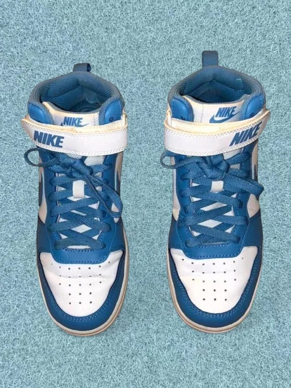 Nike Court Borough Mid 2 High Top Sneakers